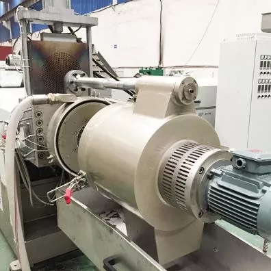 単軸スクリュー造粒ライン