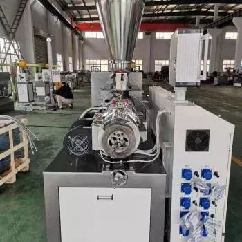 二軸押出機